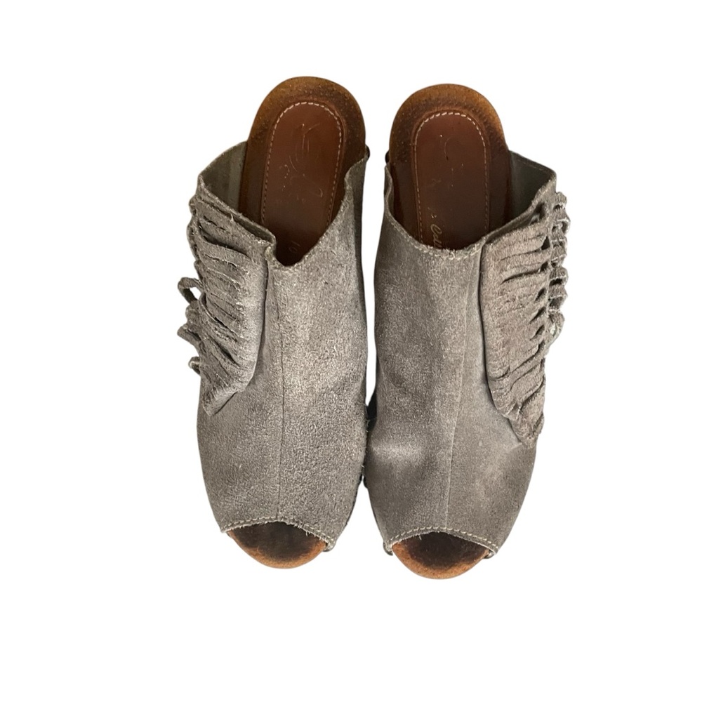 SBICCA Anthropologie Pitch Wedge Mules Heel Size 10 Women's Gray Suede Fringe - Picture 7 of 14